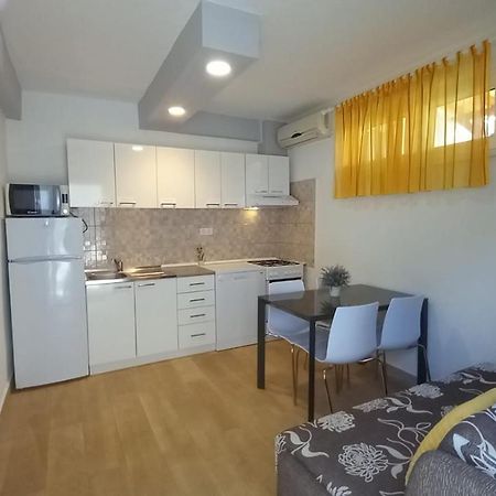 Apartman Marta Podstrana Bagian luar foto